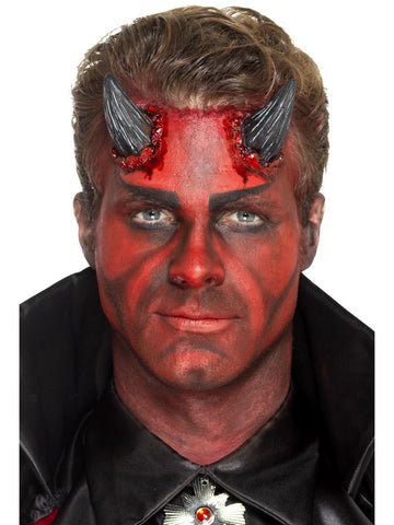 Realistische Latexteufel Horn Prothese - Schritt 5